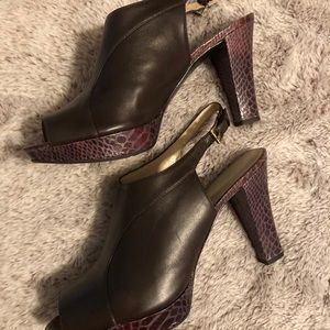 Oxford Brown leather peep toe dress sandals.